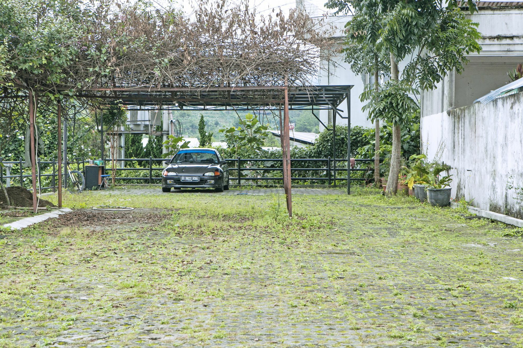 Wisma tamu Reddoorz @ Sersan Bajuri 2 2*